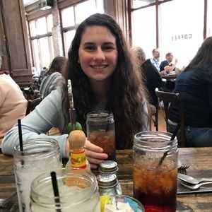 Meet your Posher, Ashlyn